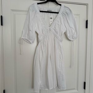 Short Sleeve White Women's V Neck Dress